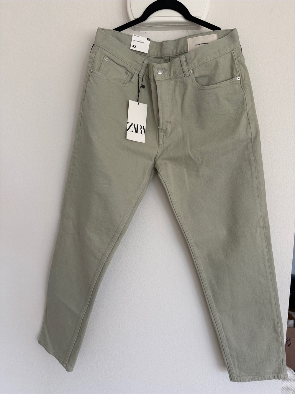 ZARA Men Slim Straight Jeans in light gray